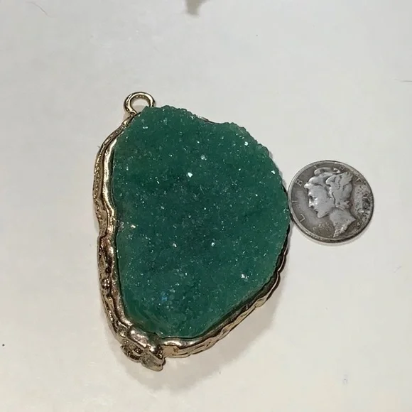 Cool Boho Vintage Green Druzy Pendant - Picture 2 of 6